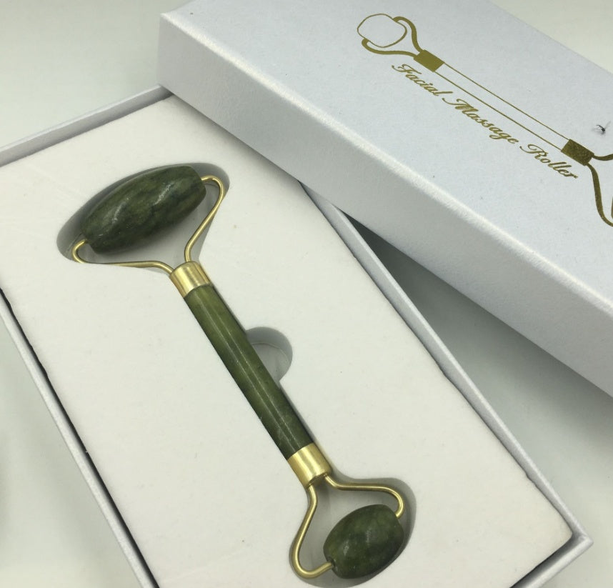 Monsera Jade Facial Roller – product view